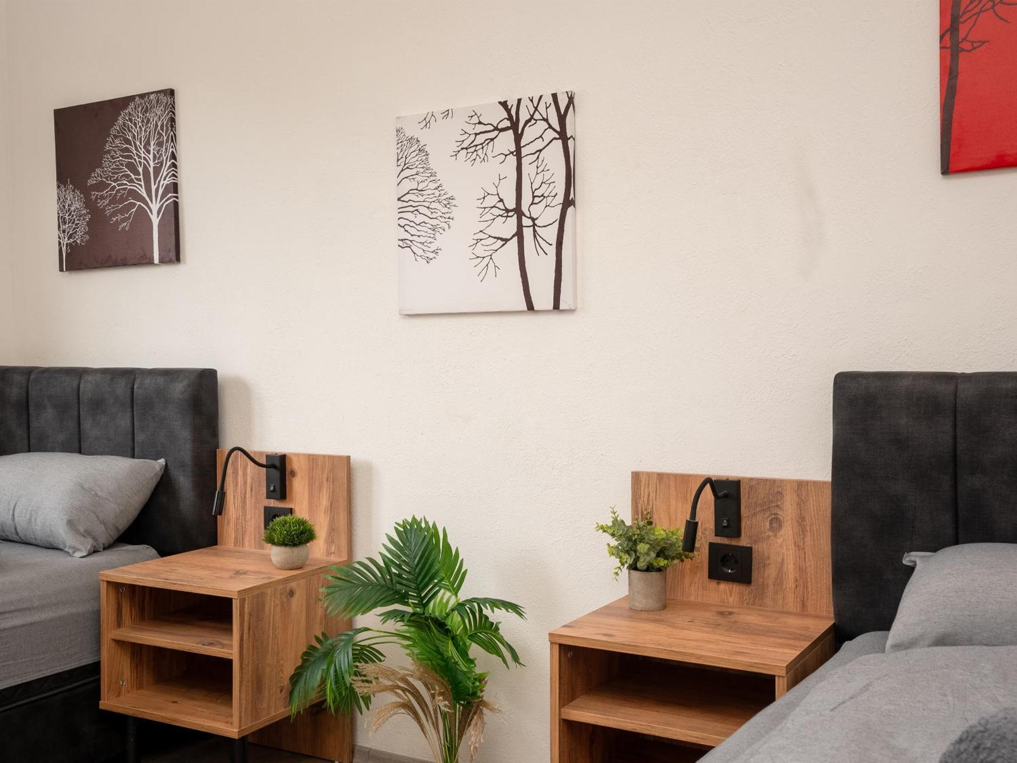 Serviceroom24 - Apartment 4 In Herten Wlan - Smart-Tv - 24-7 Check-In Und Kueche Exterior photo